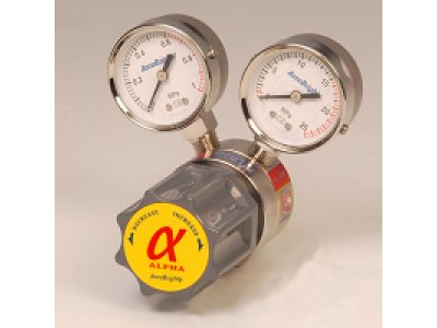 Bα-1L气体减压器(轴向加边压力表，不含接头)