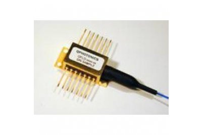 Single mode fiber coupled laser diode