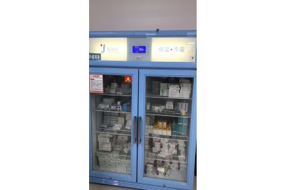 临床生化试剂冷藏箱