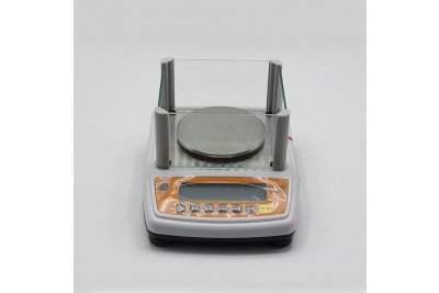 芯硅谷  P6107 高精度电子天平,带有玻璃防风罩
