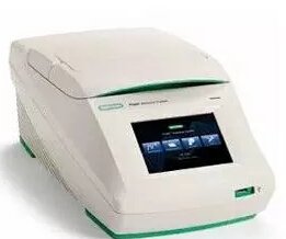美国伯乐 <em>T100</em> <em>PCR</em>