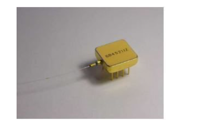 PIN-<em>FET</em>光纤耦合探测器组件-DIL封装