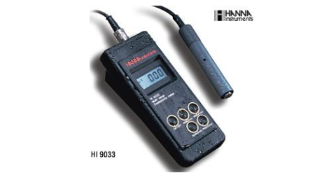 <em>HI</em>9033便携式电导率（EC）测定仪