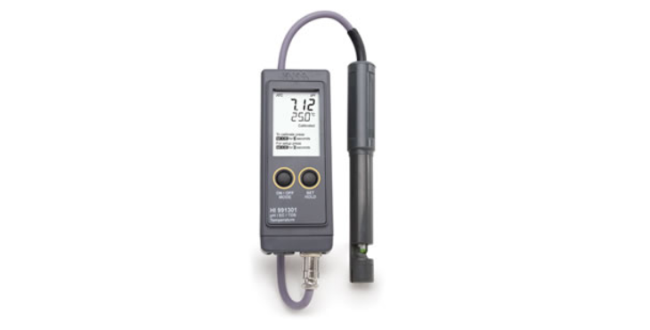 <em>HI</em>991301<em>便携式</em>pH/EC/TDS/℃测定仪