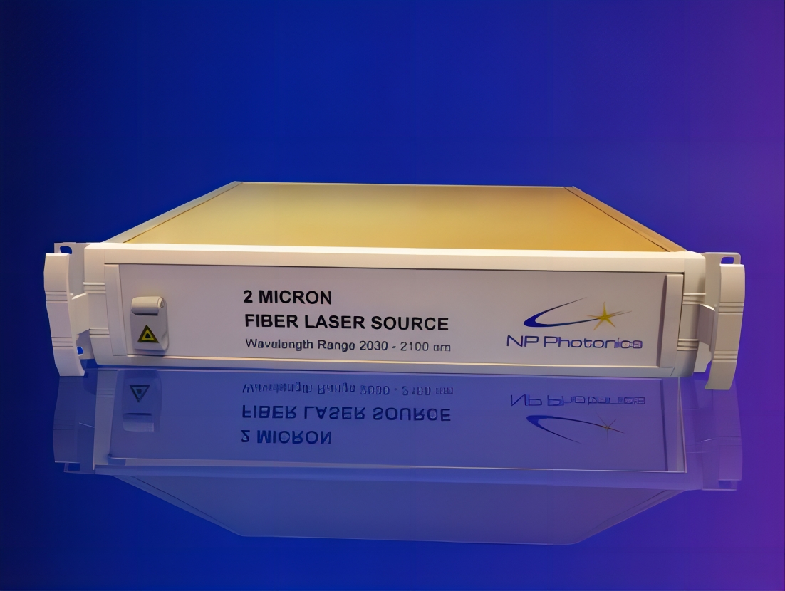 2 Micron高功率光纤激光器